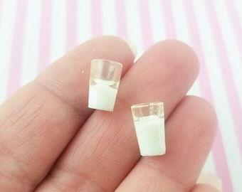 4 Miniature Milk Glass Cups, Miniature Cups for dollhouses and crafts, #014