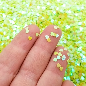 Spring Green Iridescent Shift 3mm Heart Glitter, Solid Heart Glitter, Resin Table Scatter Slime Embellishment, Pick your Amount, T167