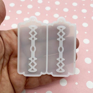 Two Cavity Heart Straight Razor Blade Pendant Charm Mold, Valentines Cabochon UV Resin Mould, Q22c