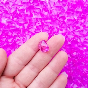 25 Small Hot Pink Acrylic Gemstone Chunks, Resin Gem Stones, Faux Acrylic diamonds,  Slime Supplies, F554