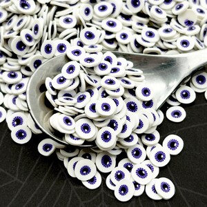 小さな6mmの紫色の目玉のハロウィンポリマークレイ不気味なフェイクスプリンクル、フェイクベイクフィモテーブルスキャッターコンフェッティ、タンブラーシェイカーフィルN166