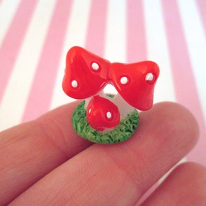 3 Red Alice in Wonderland Mushroom Cabochons, Miniature Toadstool for Dioramas Jewelry #780