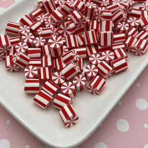 15 Christmas Peppermint Candy Cane Chunk Cabochons,  Polymer Clay Fake Bake Xmas Cabs 221