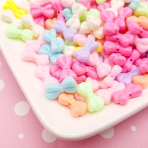 25 Assorted Color Pastel Bow Beads J44