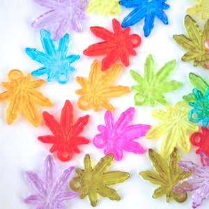 50 Assorted Pot Leaf Charms, Marijuana Leaf, Weed Charms, Hemp, Cannabis Pendants  H401