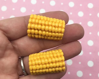 5 Corn on the Cob Cabochons, Food Cabochons, Corn Cabs, #383a