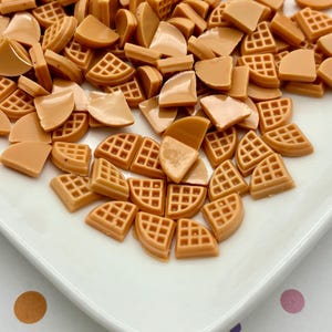 50 kleine plaksteentjes miniatuur harswafel ontbijt cabochons, acryl plastic kleine spijkers met platte achterkant, doe-het-zelf kinderen ambachten L269
