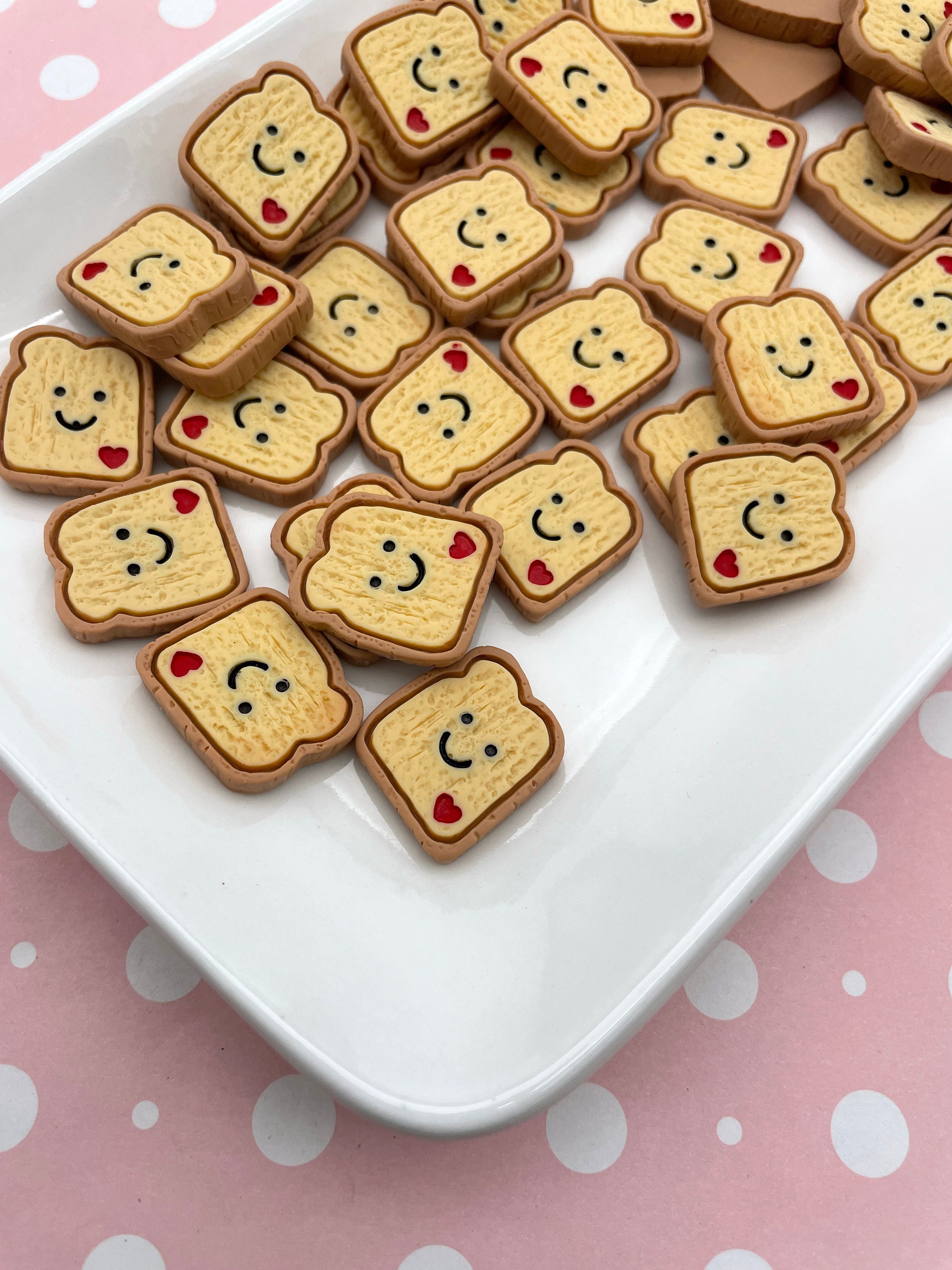 6 Cute Flatbacked Resin Smiley Bread Cabochons, 22mm Flat Backed ...