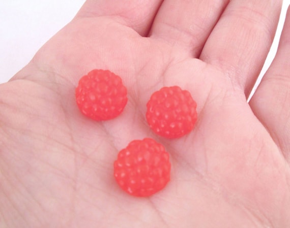New Floral Craft Pkg of 1 pc.Small Mini Artificial Rasberry Fruit 