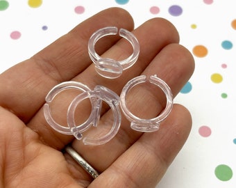 25 Clear Clear Plastic Children's Kids Rings with a 9mm glue pad, size 3, A275