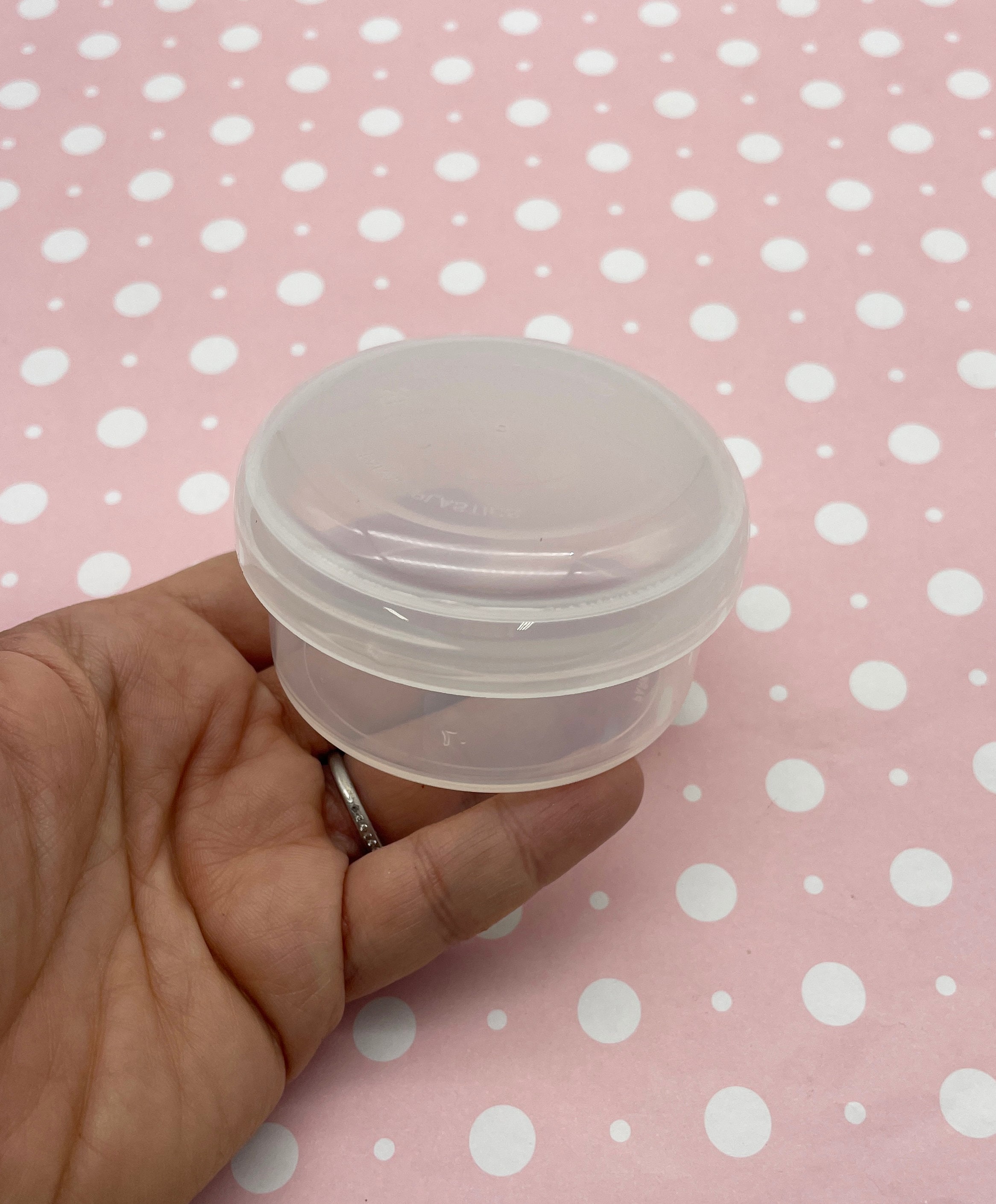 Clear Acrylic Boxes Round 4.75x2 8 Pack