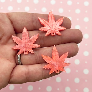 10 Watermelon Pink Pearly Glitter Acrylic Plastic Resin Maple Leaves, Pot Leaf Pendant Charms, Marijuana, Weed, Hemp, Cannabis Pendants H470