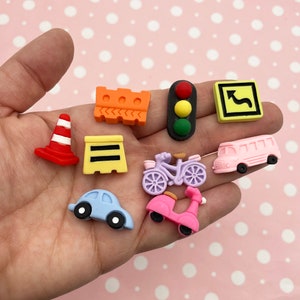 4 Cabochon in resina con retro piatto per trasporto, auto, biciclette, coni semaforici ecc. con retro piatto in plastica acrilica 471b