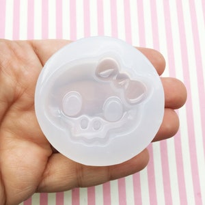 Halloween Kawaii Skull With Bow Cabochon Charm Pendant Mold, Uv Silicone Skeleton Moulds for Clay, Resin Etc, Q110
