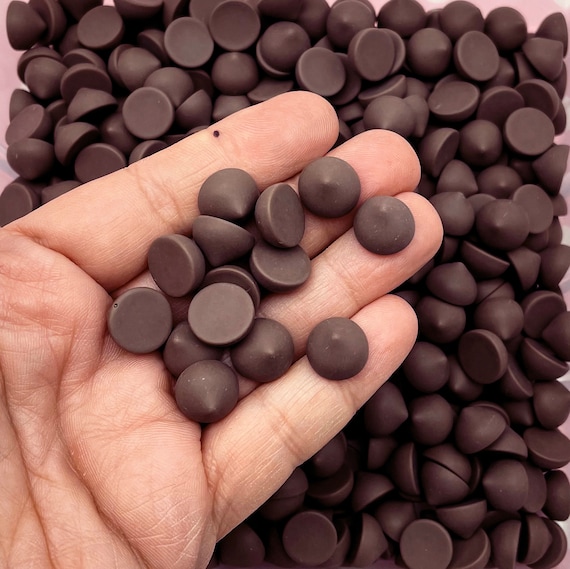 20 NON EDIBLE Resin Milk Chocolate Chips, Super Realistic Flat Backed Fake  Bake Chip Add Ins 1349 