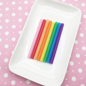 8 Jelly Translucent Rainbow Fruit Jelly Glue-sticks voor drippy-decosaus, deco voor mobiele telefoons, enz. (miniformaat)