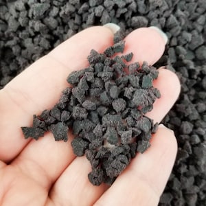 Larger Dark Chocolate Cookie Chunk Crumbles, Chocolate Chips, Faux Chocolate Chips for Decoden Cookies, R134