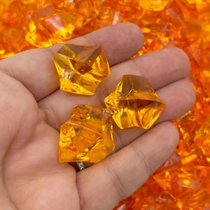 50 g, gros morceaux de pierres précieuses acryliques orange transparent, pierres précieuses en résine, faux diamants en plastique, plus de 20 pièces CHK 9