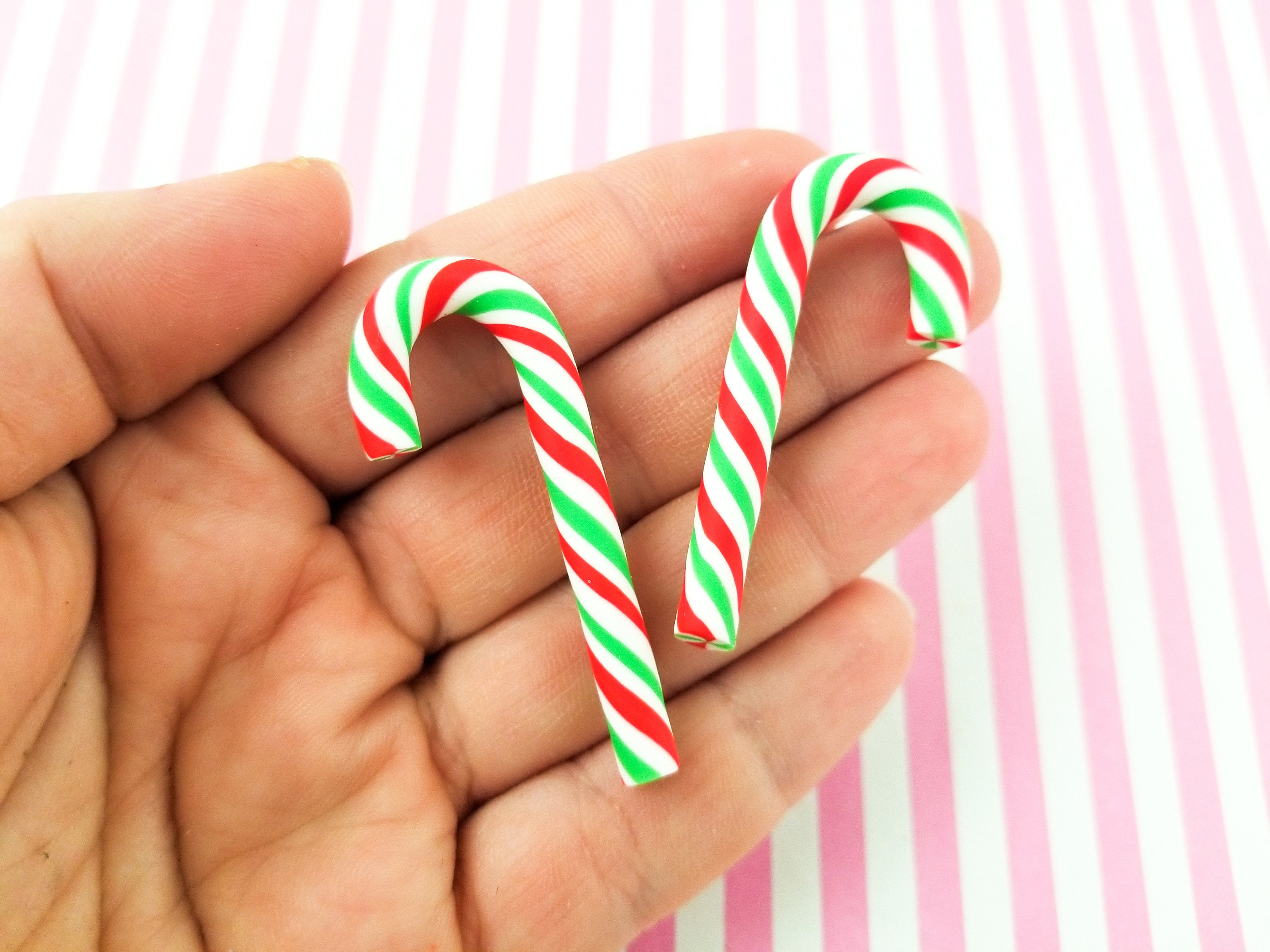 6個の大きなクリスマスポリマークレイ赤と緑のキャンディケイン