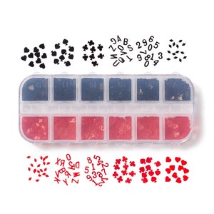 Lot de 12 pokers et numéros scintillants noirs et rouges, cartes à jouer embellissements shaker kawaii, décoration de table Alice au pays des merveilles