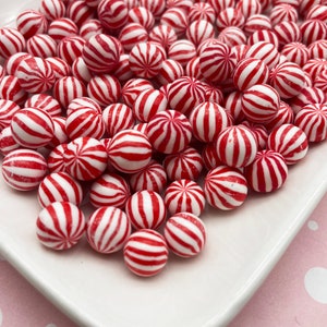 6 Round No Hole Peppermint Fake Bake Candy Cabochons, Polymer Clay Cabs 717b