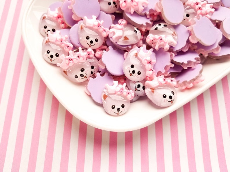 Princess Cabochons #1540 8 Pale Lavender Purple Pastel Glitter Crowned Bear Cabochons