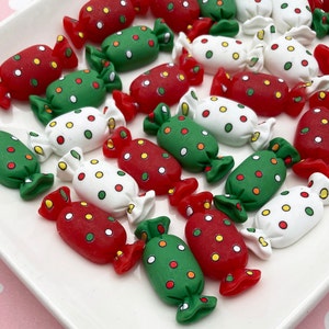 6 cabochons de Noël à dos plat en résine rouge vert blanc à pois, jolis cabochons de Noël en plastique acrylique à dos plat, DH155a