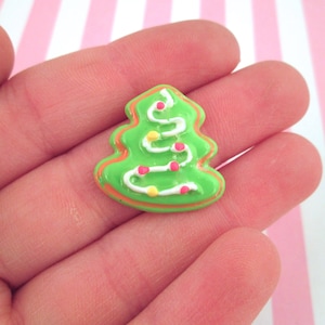 6 Weihnachten Weihnachtsbaum Flatbacked Acryl Kunststoff Zuckerkeks Cabochons, niedliche flache Rückseite Harz Weihnachten Feiertag Cabs, DH144a