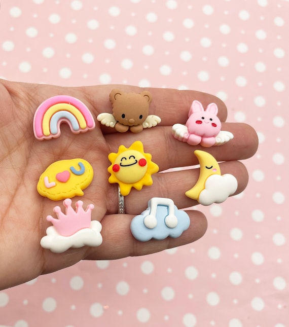 Resin Cab - Round Medium, Cloud Resin Cab - Round Medium, Cloud