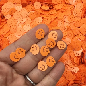 Orange 10mm Pumpkin Jack O Lantern Cute Halloween Confetti, Shaker Embellishment, Spooky Halloween Glitter, Table Scatter f740