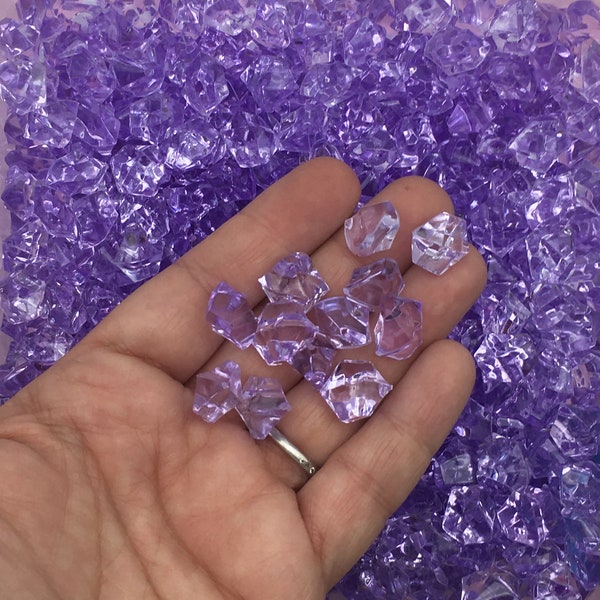 25 Small  Lavender Purple Acrylic Gemstone Chunks, Resin Gem Stones, Faux Acrylic diamonds,  Caviar Chunks, F561