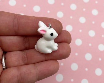 4 White Bunny Rabbit Pendant Resin Charms, 25mm or 1 Inch Bunny Easter Acrylic Plastic Cabochons, Flat-Bottomed Cabs, 1560a
