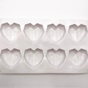 GEO HEART Silicone Soap Mold, 8 1.5 Oz Cavities/ 12 Oz Total, Heat  Resistant, Lotion Bars, Soap, Jelly, Wax, Free US Ship, Two Wild Hares 