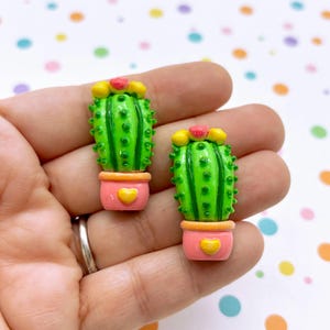 6 jolis cabochons de cactus en résine à dos plat, cabochons de plantes succulentes en plastique acrylique à dos plat 751
