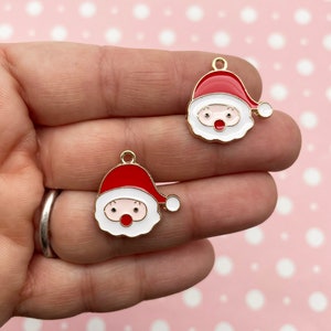 4 Gold Metal 21mm Enamel Xmas Santa Christmas Holiday X-mas Charms, Saint Nicolas Pendants, F462