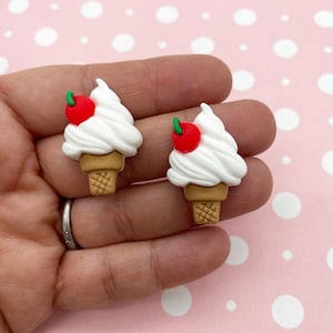 5 White Flatbacked Resin Ice Cream Cone Cabochons, with a Cherry, Flat Backed Acrylic Plastic Icecream Acrylic Plastic Dessert Cabs, 454a