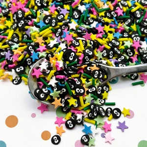 Kleine anthrazit-schwarze Tonscheiben, gruseliges Auge, Candy Star Mix, Staubfee, Fimo Streusel, E26 Dekoration