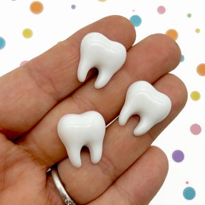 6 cabujones de resina blanca con base plana para dientes, bonitos cabujones de plástico acrílico con base plana para dientes (789b)