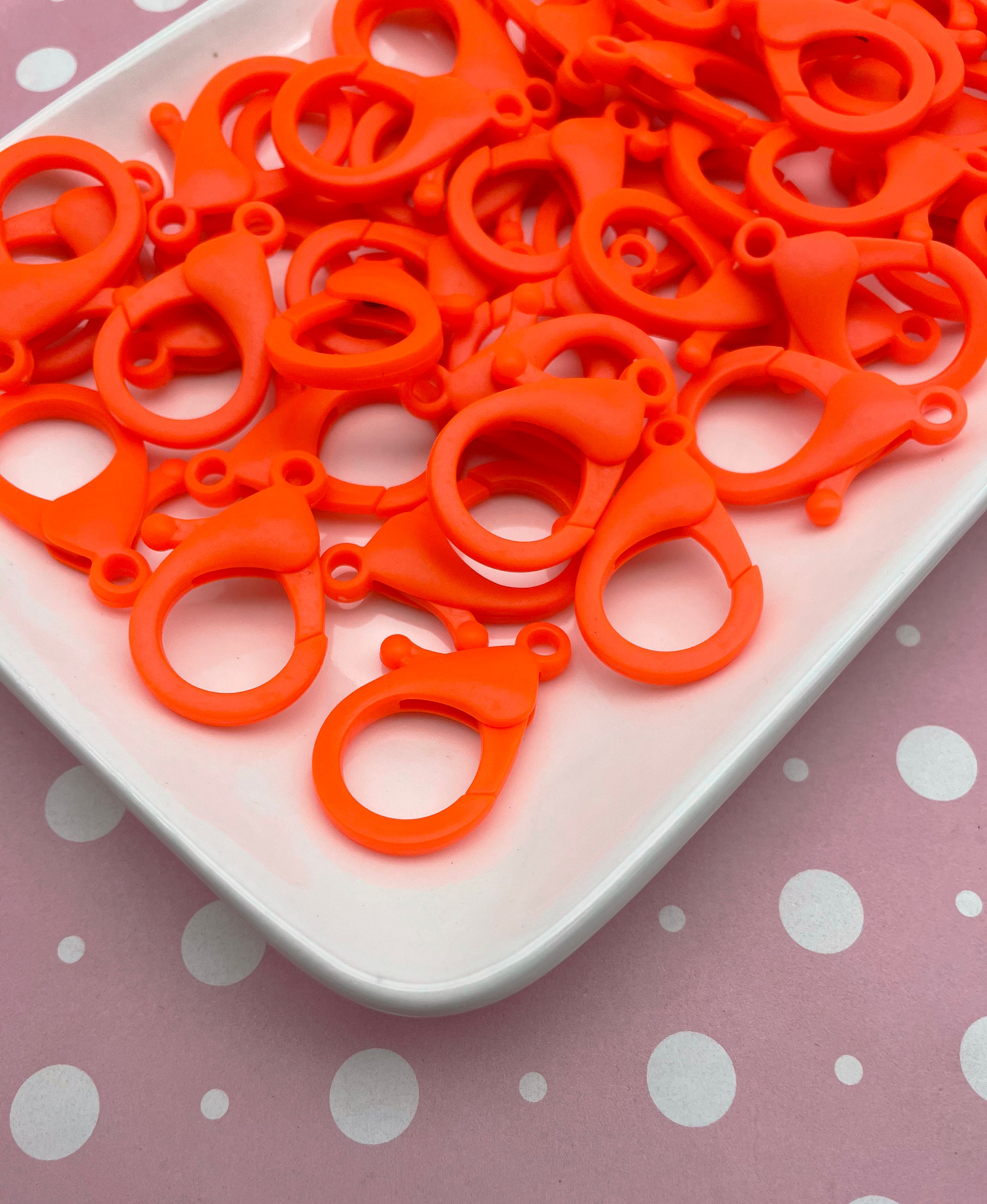 Lobster clasp plastic online