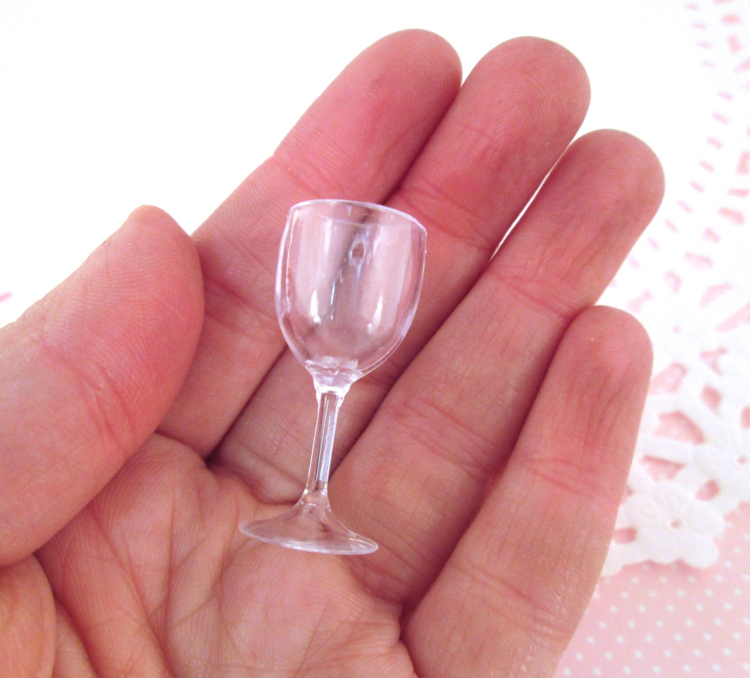 Miniature Champagne Glass | Doll House Wine Glasses | Dollhouse Drinkware |  Tiny Plastic Glasses | Doll Drink Making (2 pcs / Clear / 8mm x 24mm)