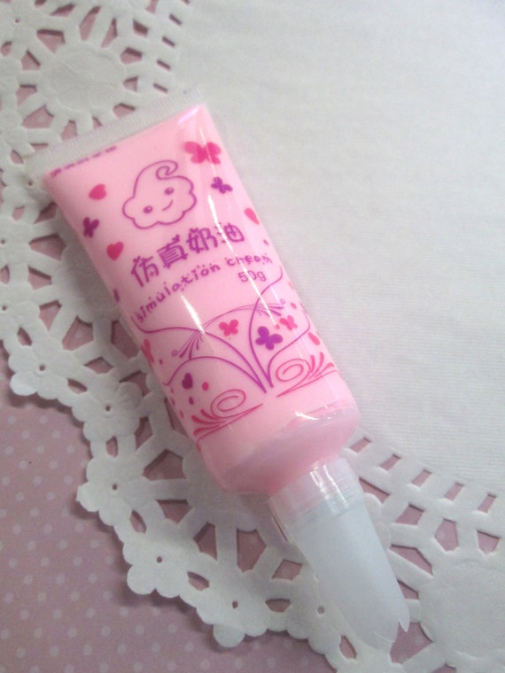 Decoden Whipped Cream Glue, Pink Color, With 1 Frosting Tip, for Cell Phone  Decoration, 50g 