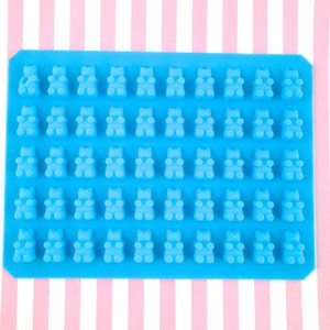 50 Cavity Silicone Gummy Bear Candy Mold