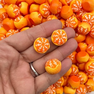 4 Round Resin Realistic Peeled Orange Tangerine Cabochons, Flat Bottomed Acrylic Plastic Citrus Fruit Cabs, Dollhouse Oranges, #1010