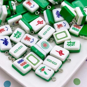 6 Flatbacked Resin Mahjong Pendant Charm Cabochons, Flat Backed Acrylic Plastic Colorful Game Cabs, 1104a