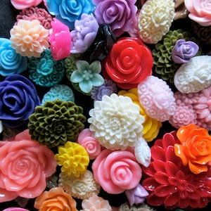 10 ピース レインボー フラットバック レジン フラワー カボション、フラットバック アクリル プラスチック カボション、グラブ バッグ 10 ピース ローズ マム (DESTASH SALE)
