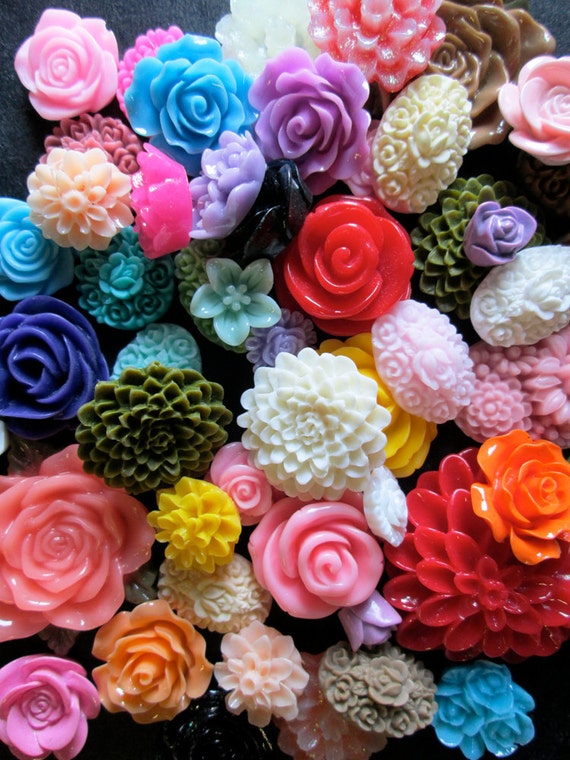 20 Piece Rainbow Mix Flower Cabochons Grab Bag 20pc Roses Mums (DESTASH SALE)