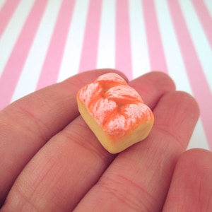 6 Flatbacked Resin Bread Loaf Cabochons, Flat Backed Acrylic Plastic Baked Goods Cabs 156a