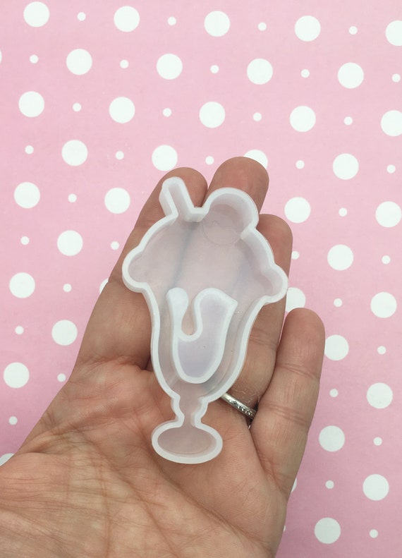Ice Cream Sundae Shaker Mold Ice Cream Sundae Shaker Mold