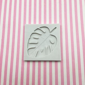 Monstera Leaf Mold for Cabochon Charms and Pendants, Silicone Plant Mould for Clay, Resin Etc, Q47