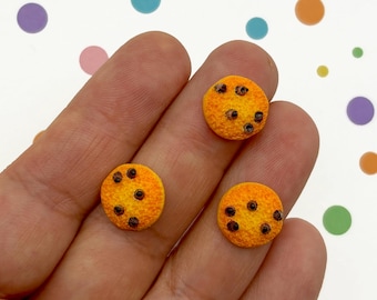 30 cabujones de resina con forma de galleta de chispas de chocolate de base plana, galletas de plástico acrílico de base plana para casa de muñecas, pequeños cabujones para uñas L396
